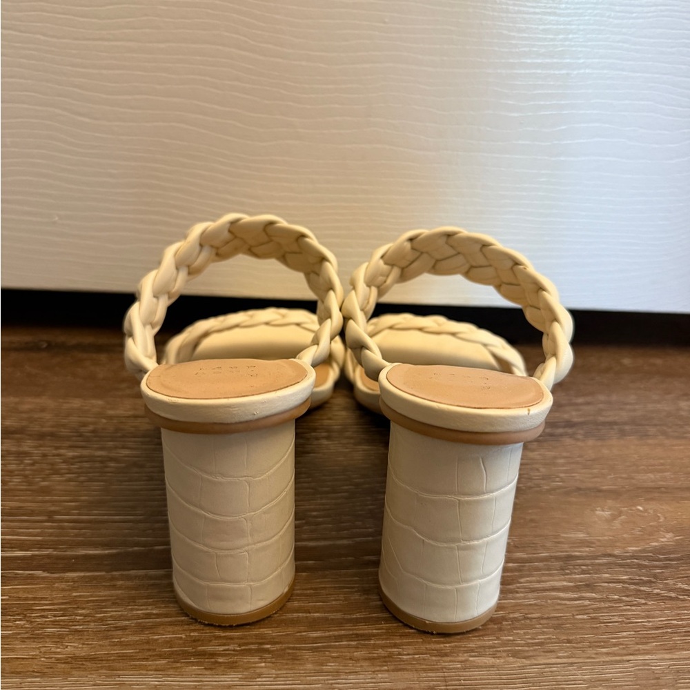 Braided Strap Ivory Sandal Block Heels, Women’s Size 9.5 - Picture 4 of 5